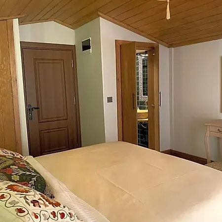 Sofia Otel *